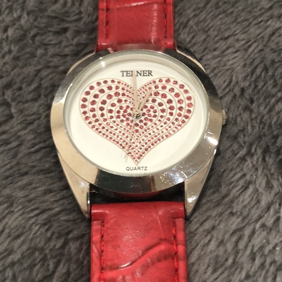 Turner watch in good shape almost new but it’s old - Picture 2 of 5